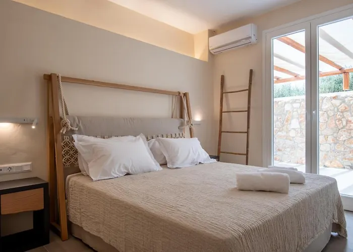 Вилла Mikri Santa Maria Beachvilla Pool Paros *