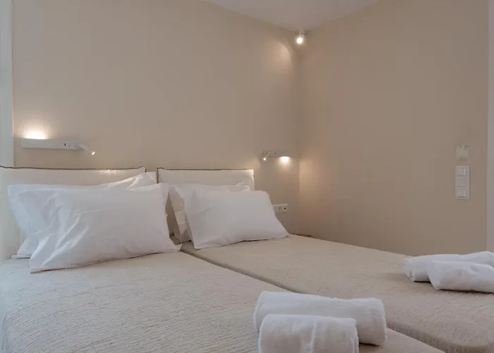 Вилла Mikri Santa Maria Beachvilla Pool Paros