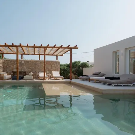 Mikri Santa Maria Beachvilla Pool Paros Βίλα