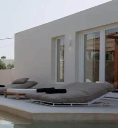 Villa Mikri Santa Maria Beachvilla Pool Paros *